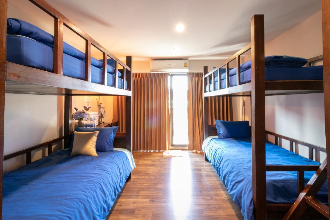 Phobphan Hostel Bangkok Esterno foto